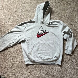 Nike hoodie mens size large. Great used condition.